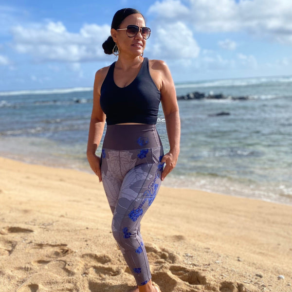 Born Hawaii Womens PUAKENIKENI LEGGING GREY BLUE